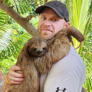 Meet your Posher, Joshua